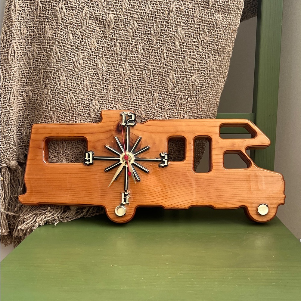 Vintage Wooden Camper RV Wall Clock – Retro 1970s/80s Handmade